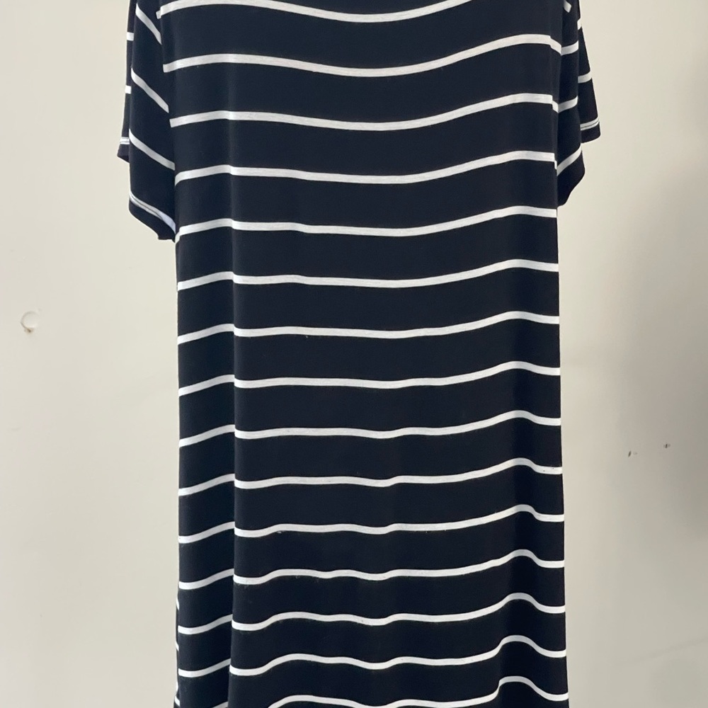 Cyrus Lagenlook Black and White Stripe Tunic Styled Size Large Top